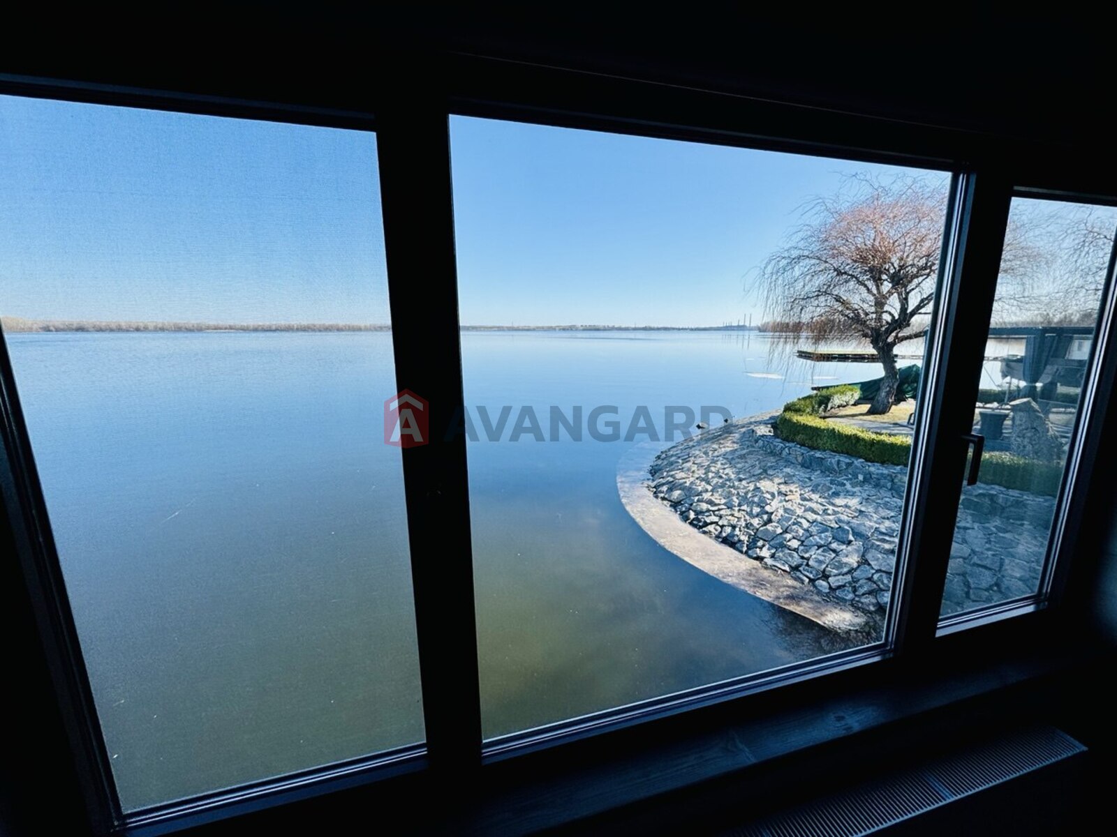 �������, 120 ��.�. ���� 16