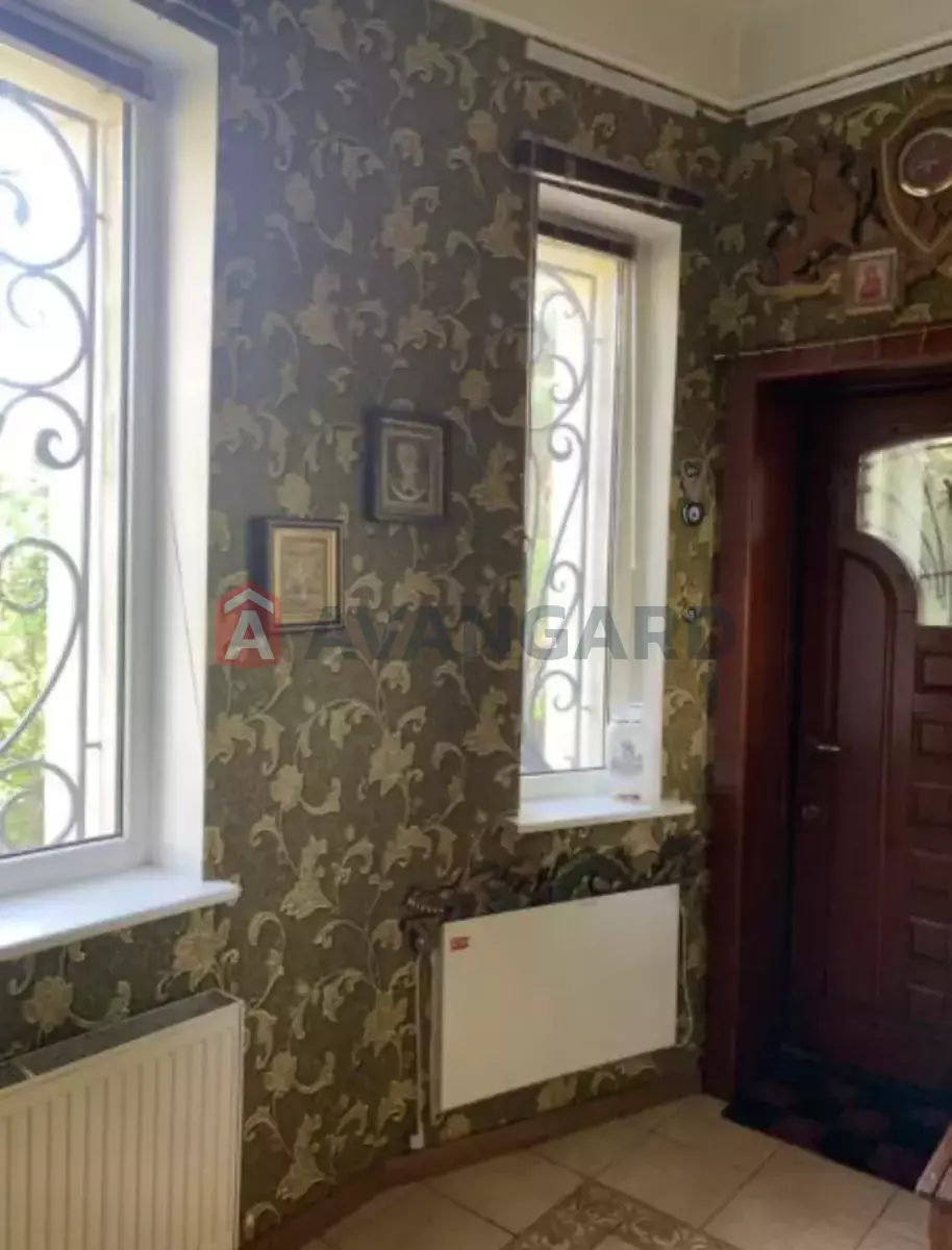 �������, 270 ��.�. ���� 20