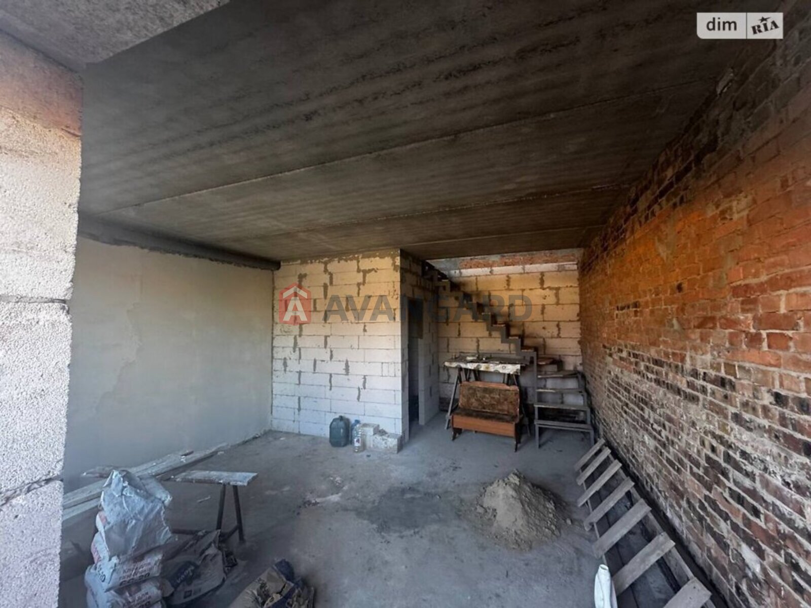 ��������, 60 ��.�. ���� 9