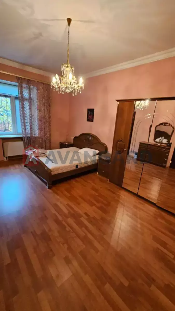 ������� �������, 520 ��.�. ���� 13