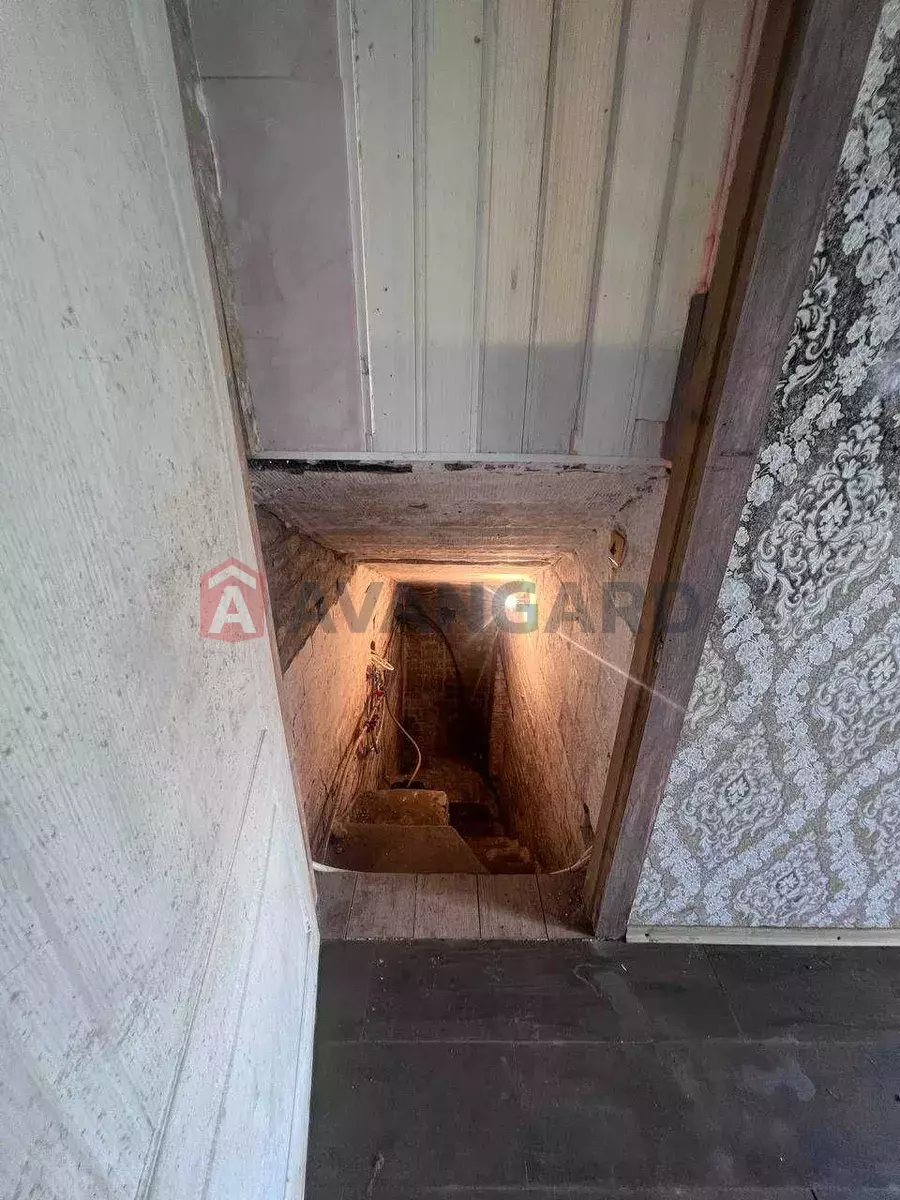 ���, 80 ��.�. ���� 10