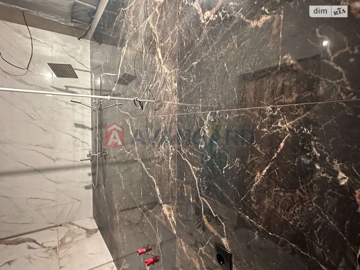 �������, 100 ��.�. ���� 12