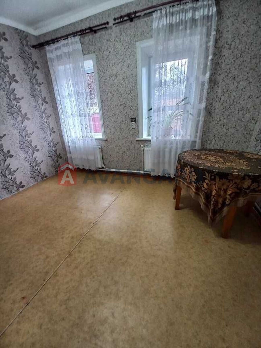 ������� �������, 48 ��.�. ���� 9