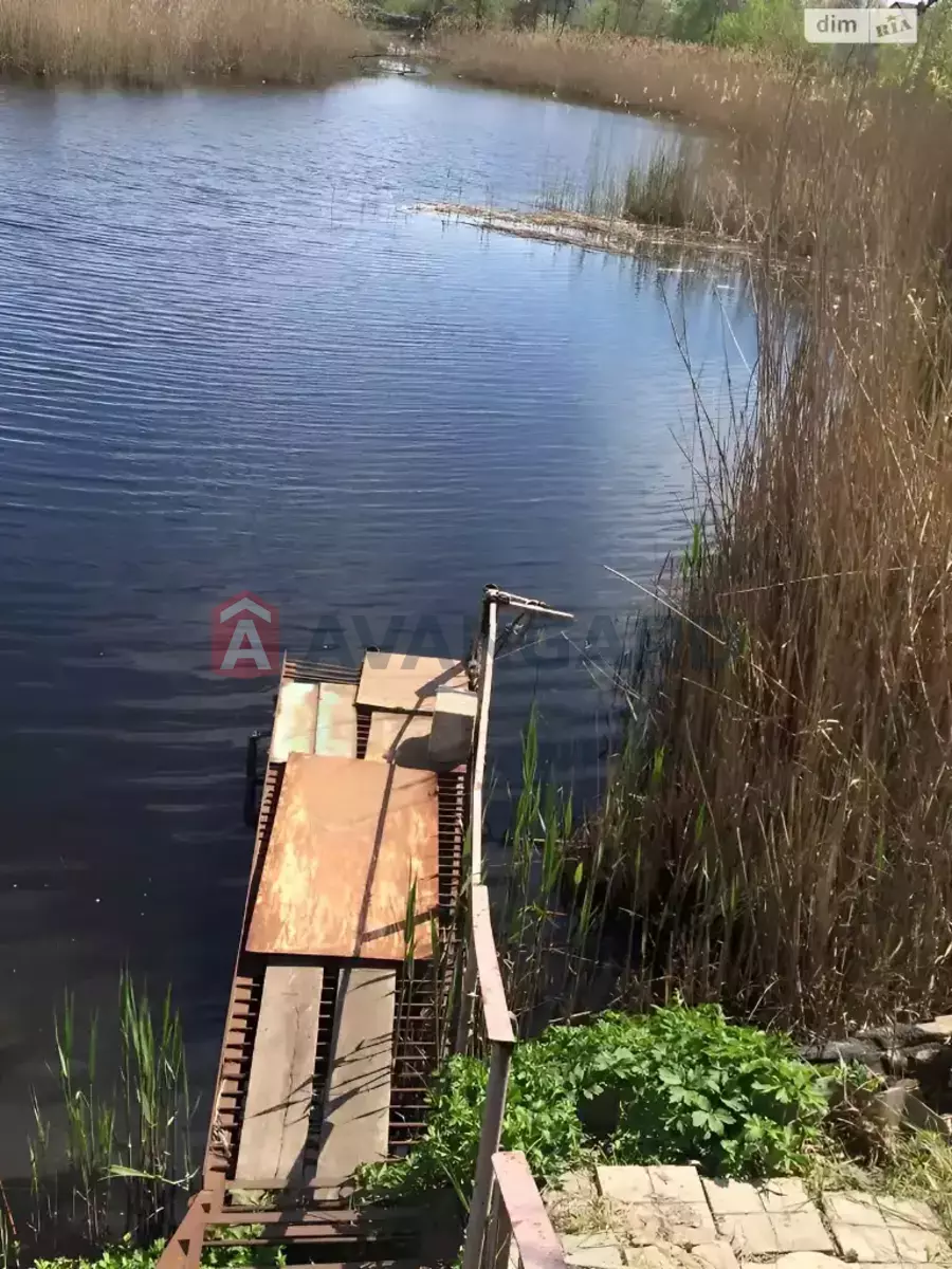 ����, 180 ��.�. ���� 10