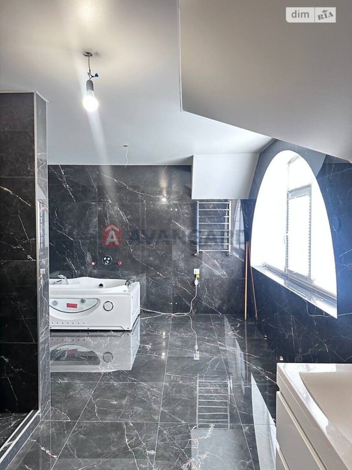 ������� �������, 206 ��.�. ���� 11