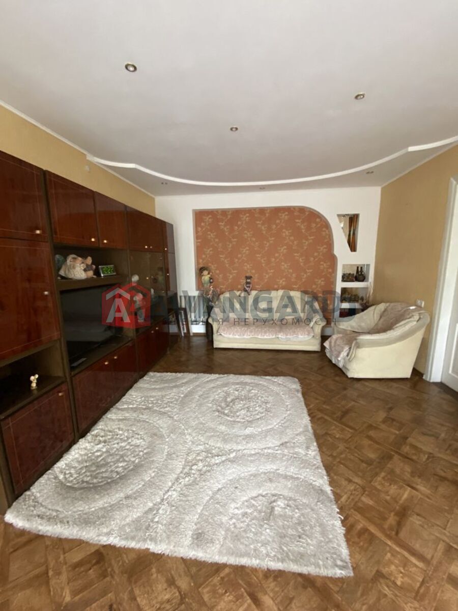 ���, 80 ��.�. ���� 6