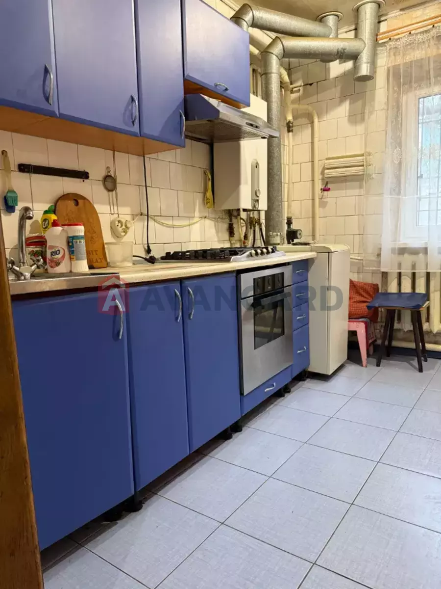 �������, 83 ��.�. ���� 1