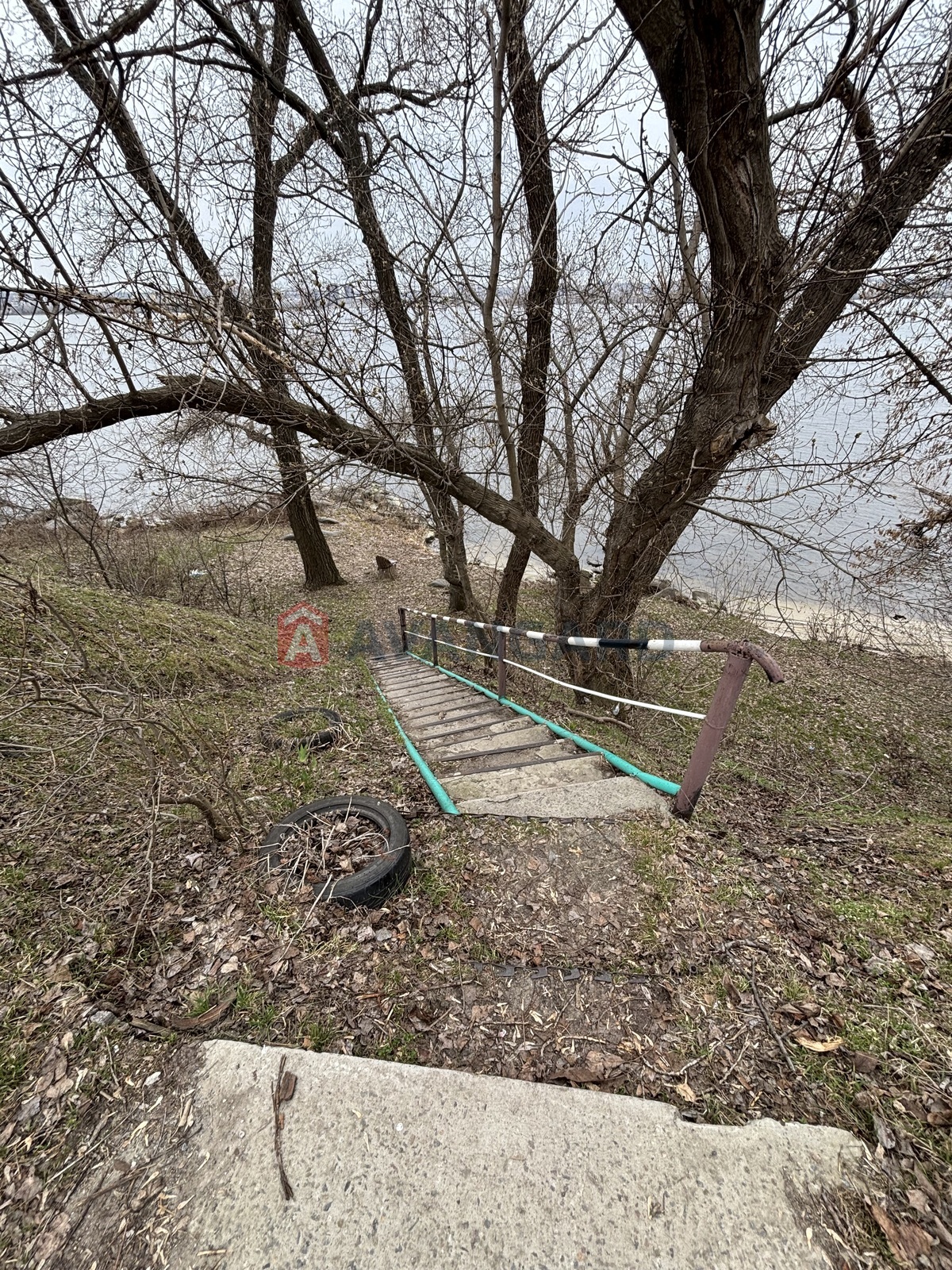 ����, 51 ��.�. ���� 17