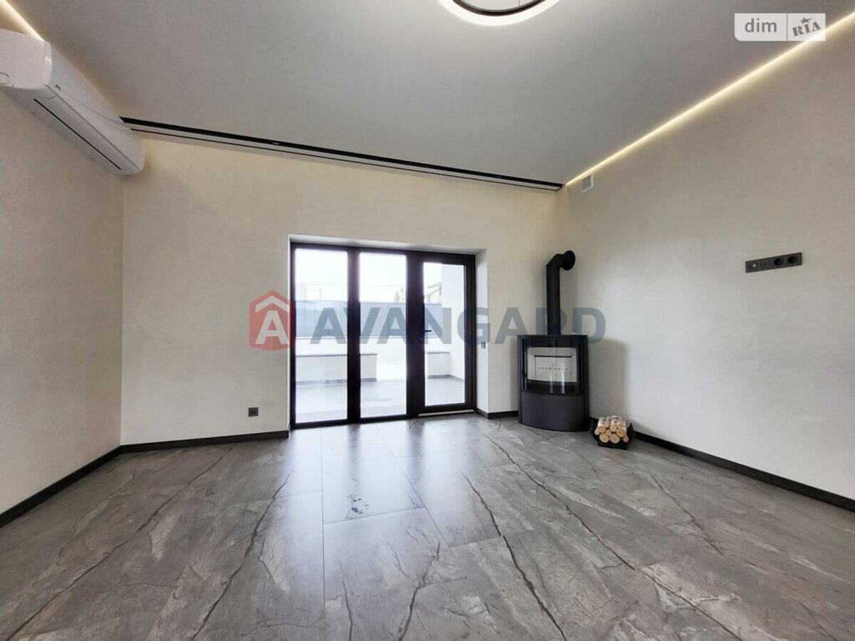 �������, 107 ��.�. ���� 5