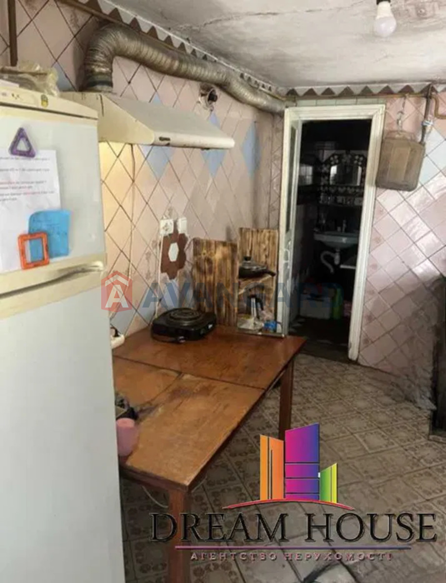 �������, 63 ��.�. ���� 8