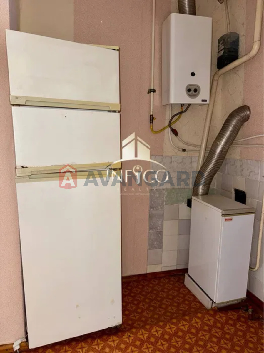 ������� �������, 43 ��.�. ���� 4