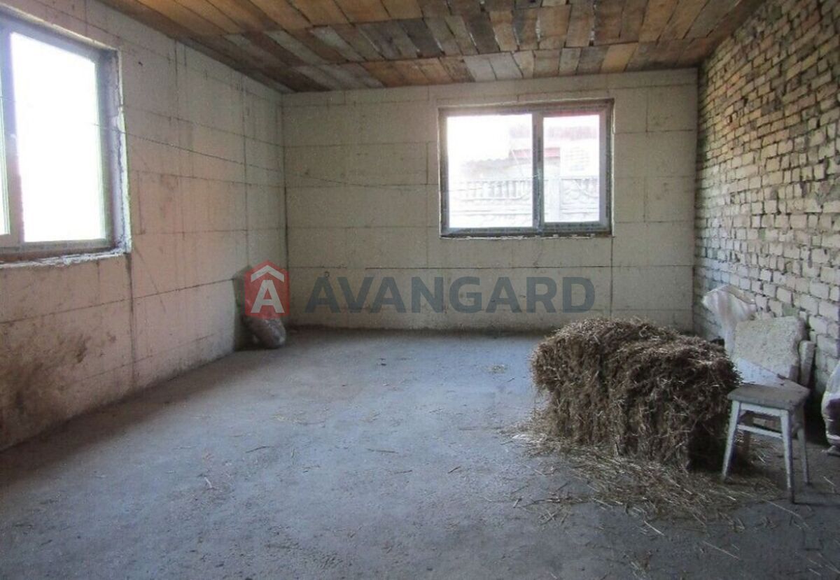 �������, 200 ��.�. ���� 11