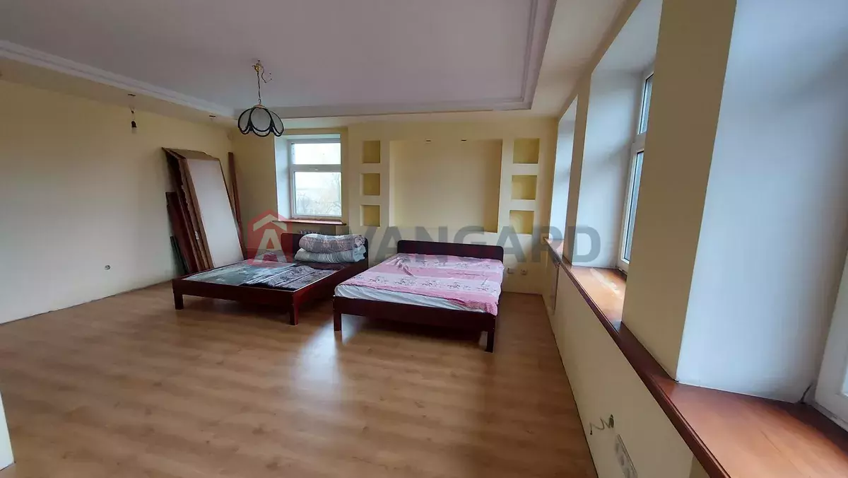 �������, 404 ��.�. ���� 12