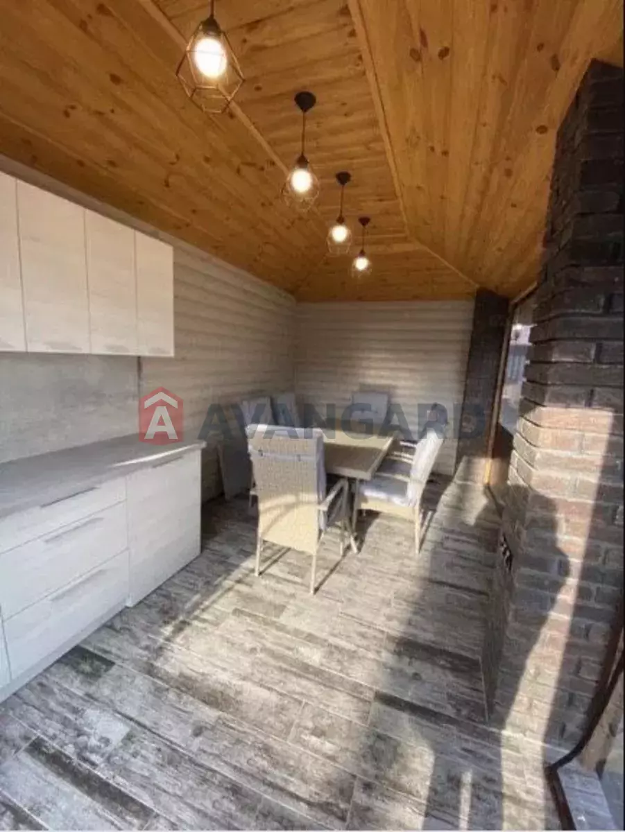 �������, 148 ��.�. ���� 8