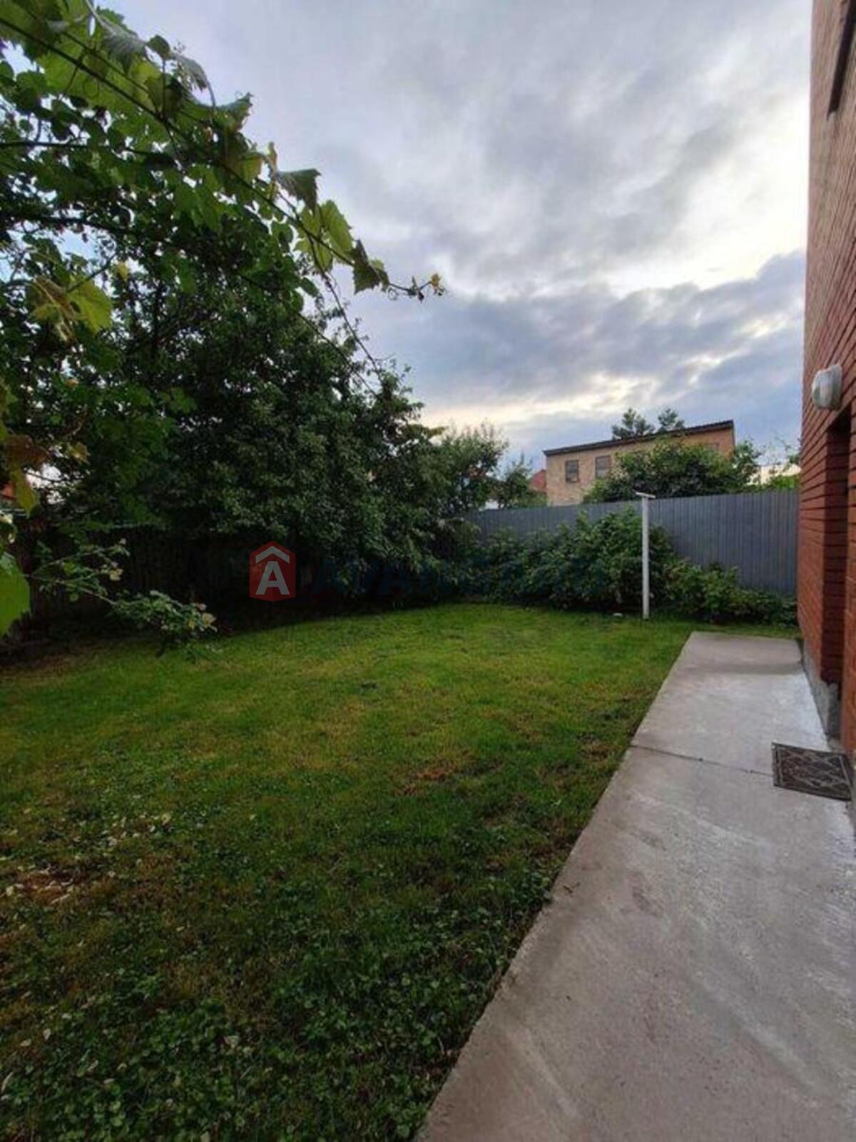 ������� �������, 200 ��.�. ���� 8