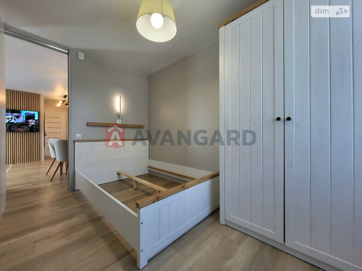 �������, 45 ��.�. ���� 18