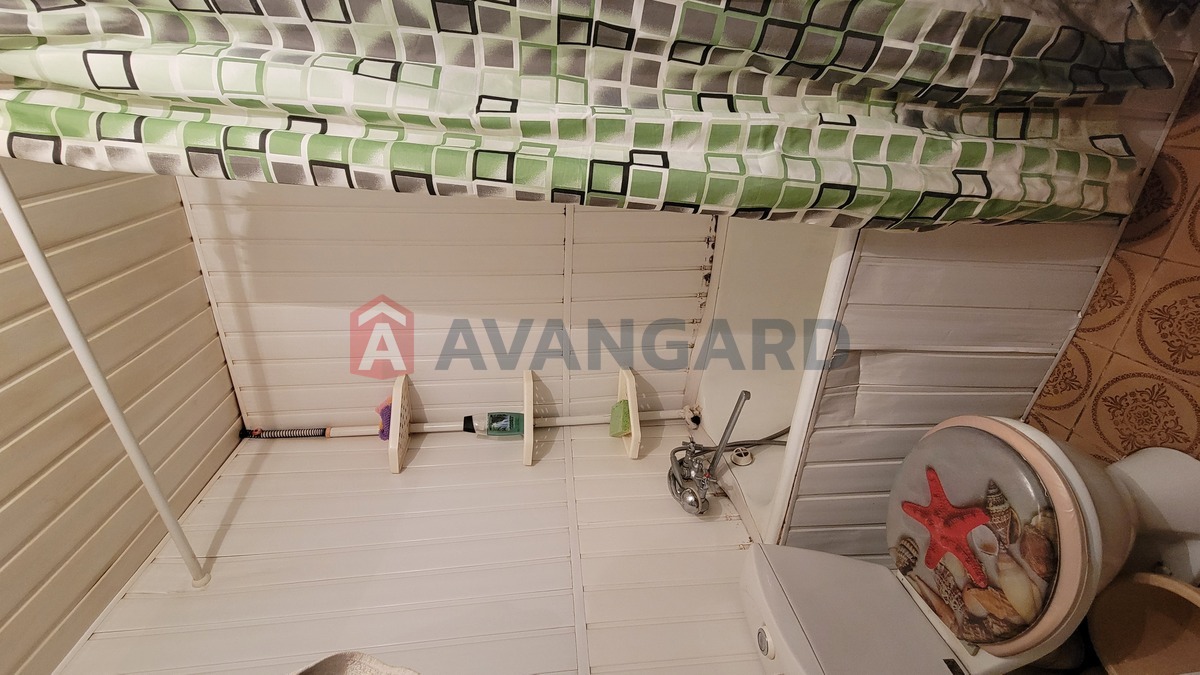 ������� �������, 48 ��.�. ���� 11