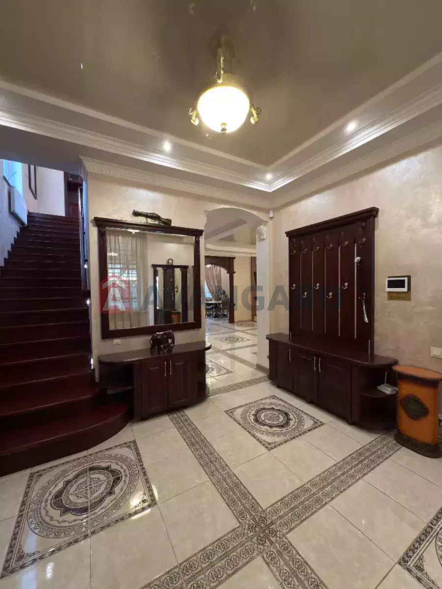 �������, 341 ��.�. ���� 13