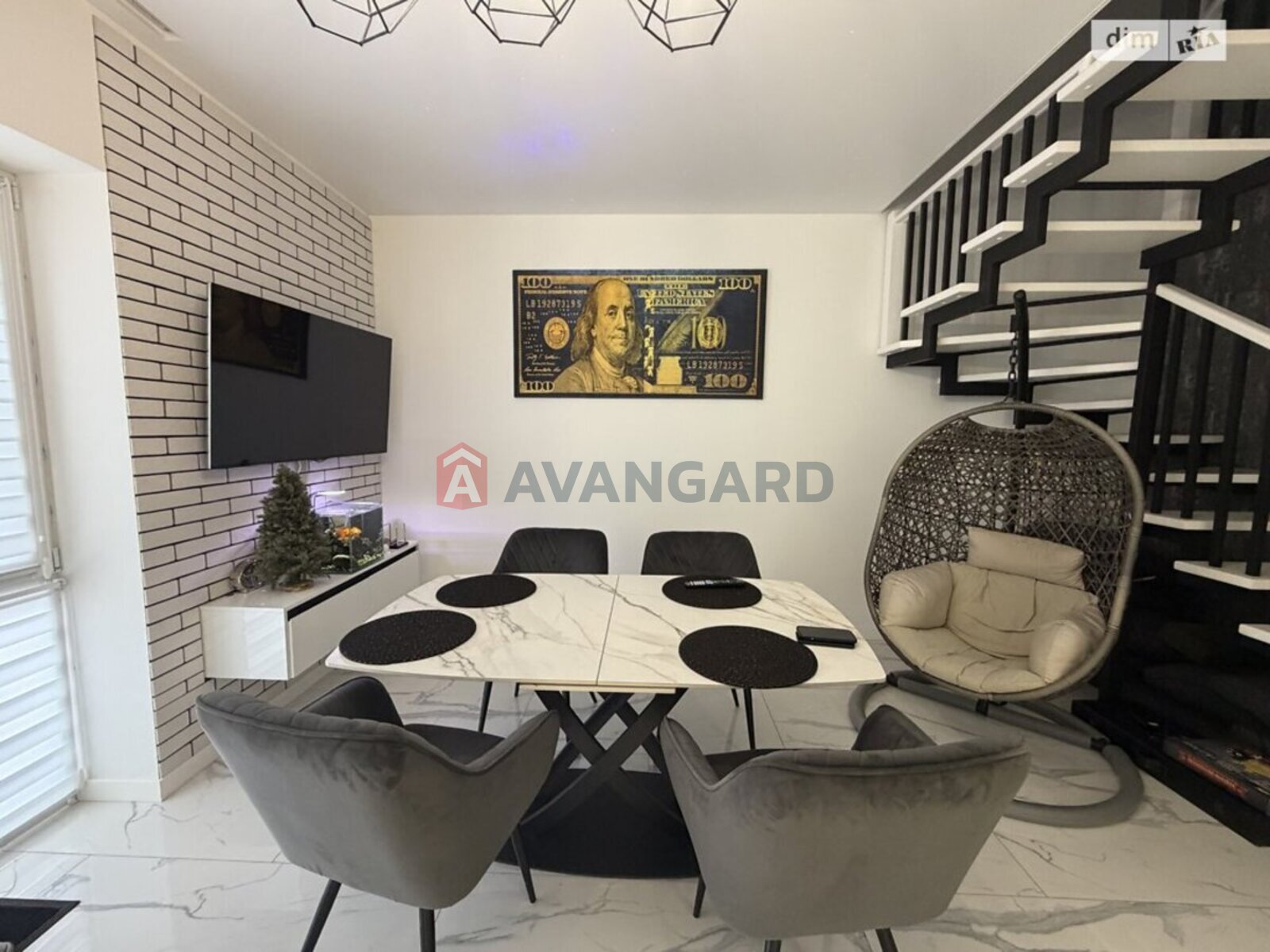 ��������, 90 ��.�. ���� 15