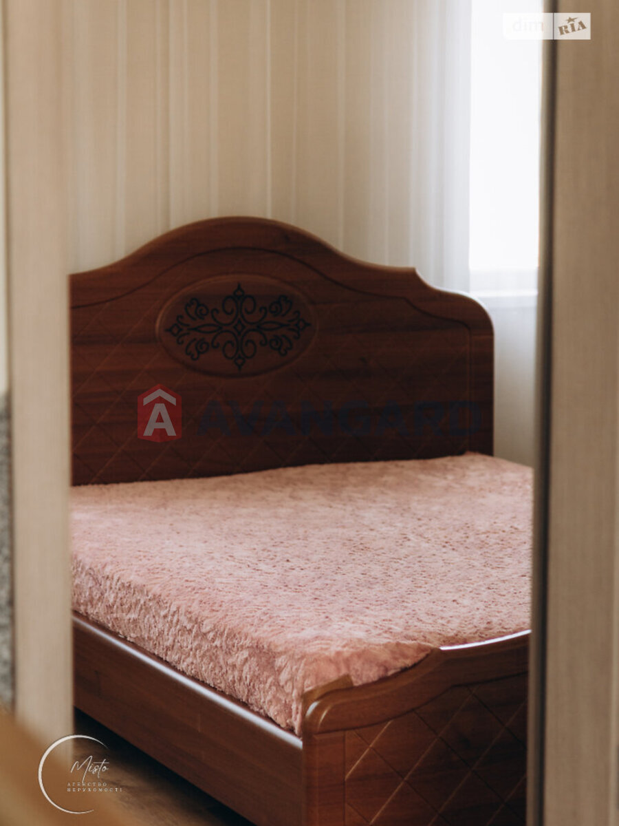 �������, 134 ��.�. ���� 13