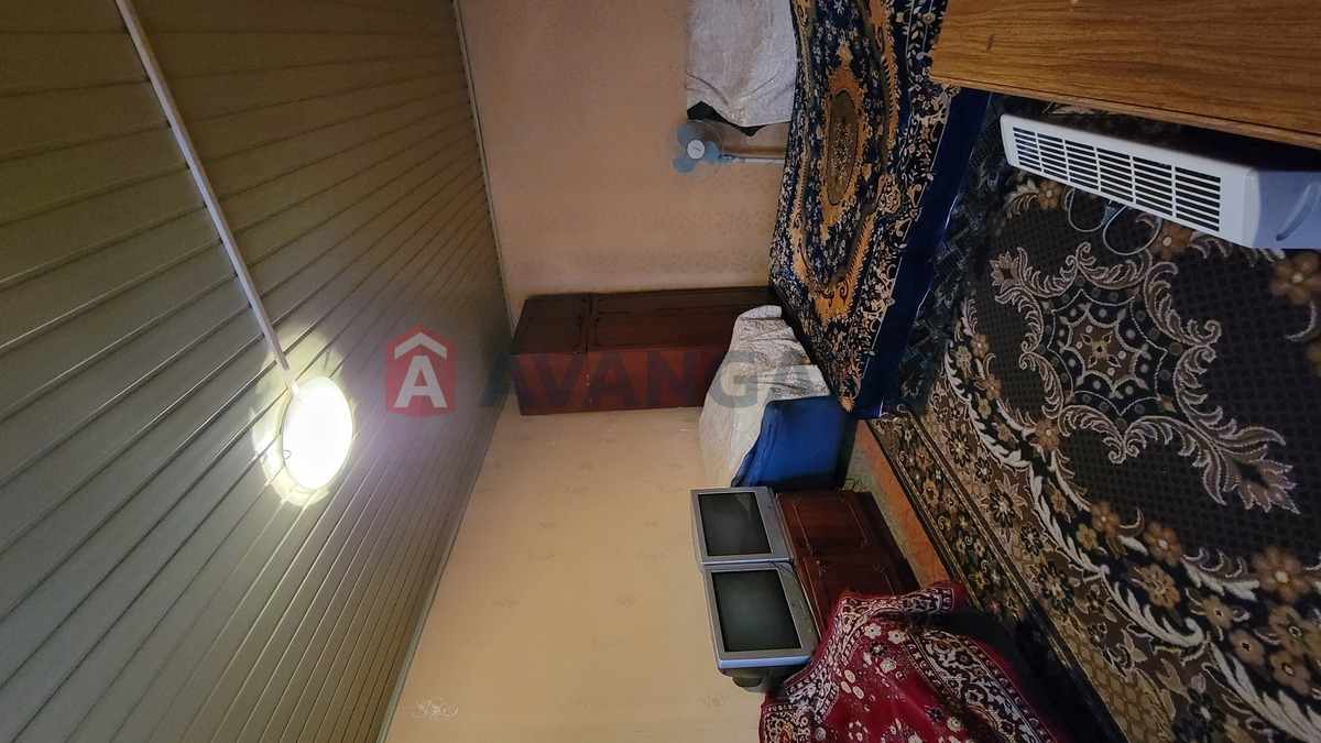 ������� �������, 48 ��.�. ���� 13