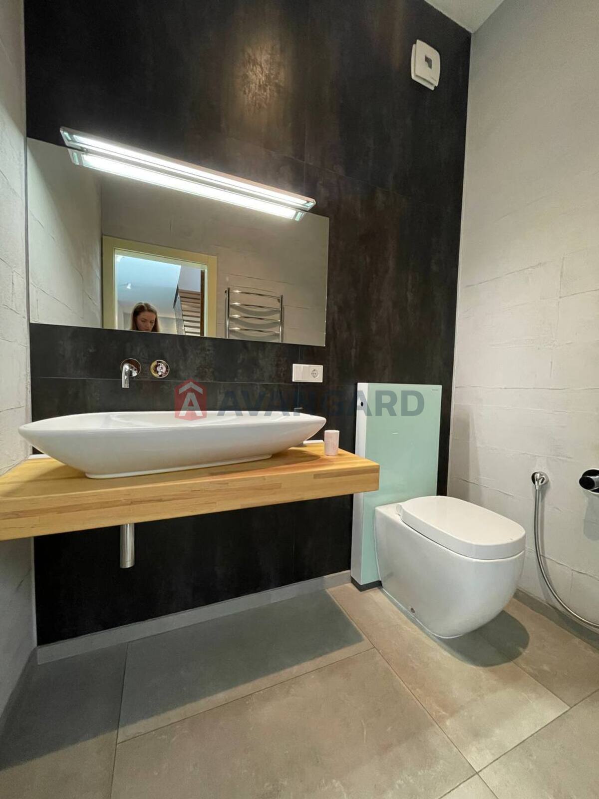 �������, 465 ��.�. ���� 8