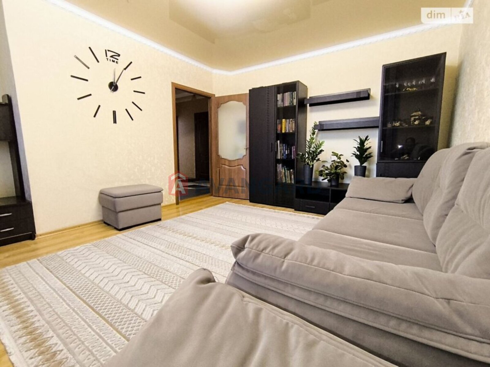 ������� �������, 80 ��.�. ���� 23