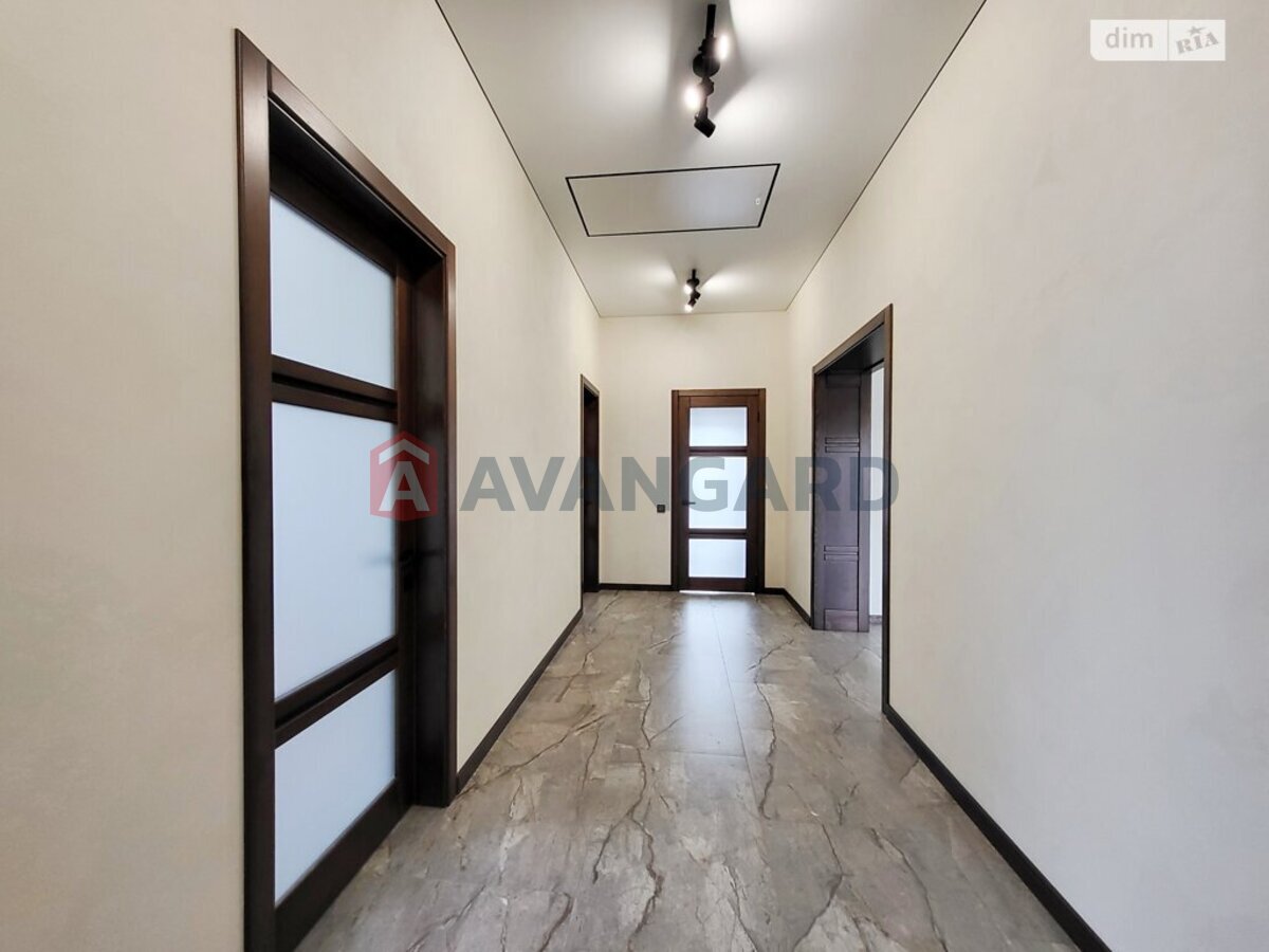 �������, 107 ��.�. ���� 19