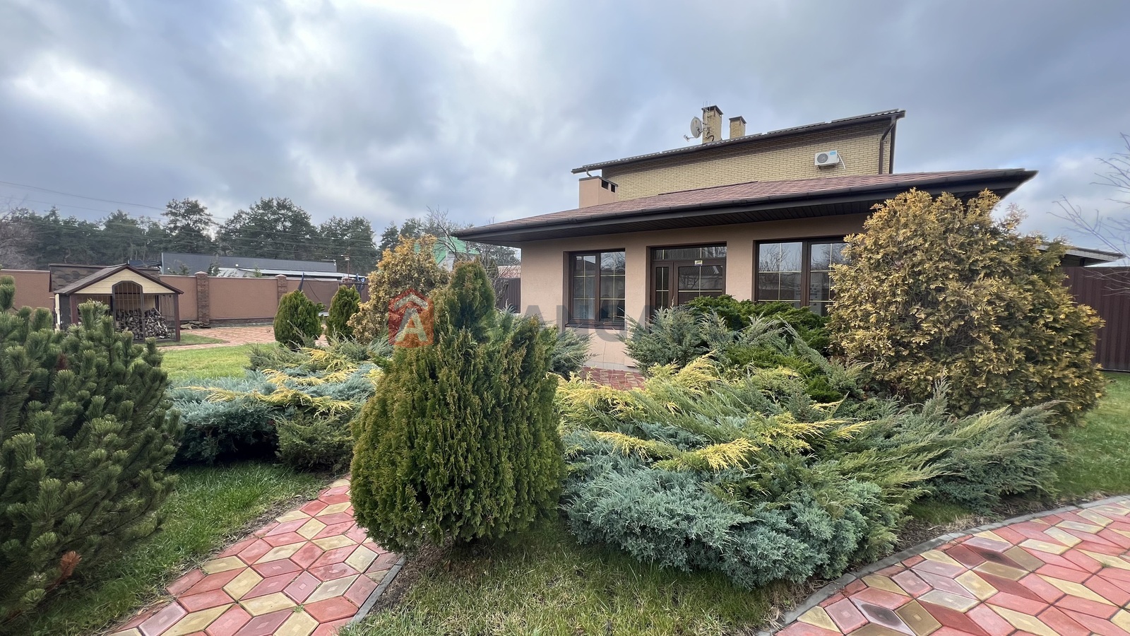 ���, 310 ��.�. ���� 28