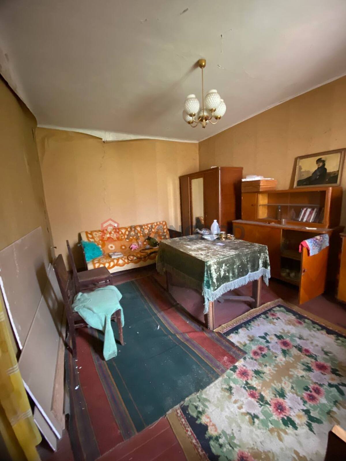 ������� �������, 40 ��.�. ���� 8