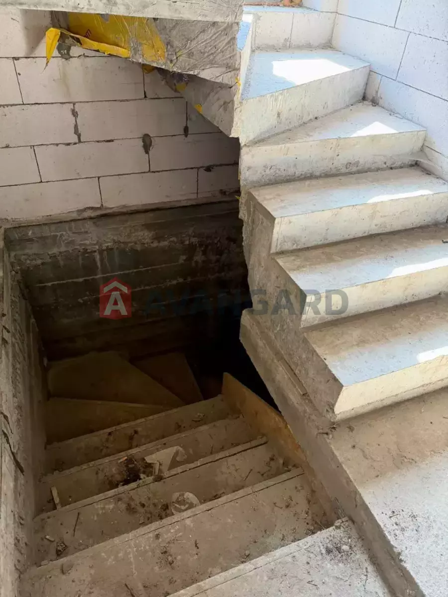 ����, 189 ��.�. ���� 24