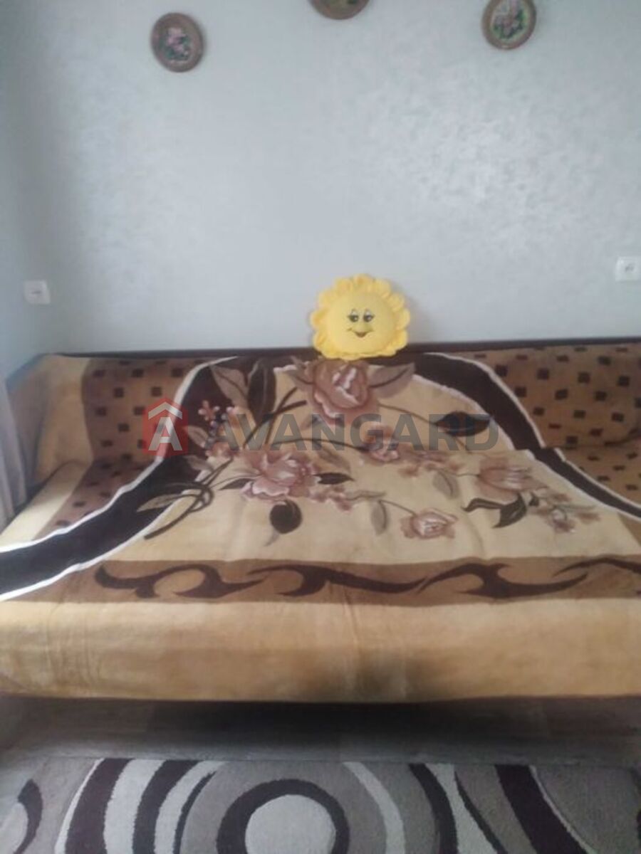 ������� �������, 50 ��.�. ���� 9