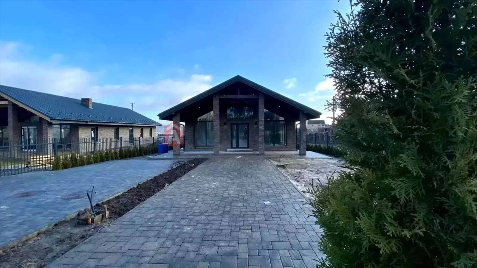 �������, 120 ��.�. ���� 3