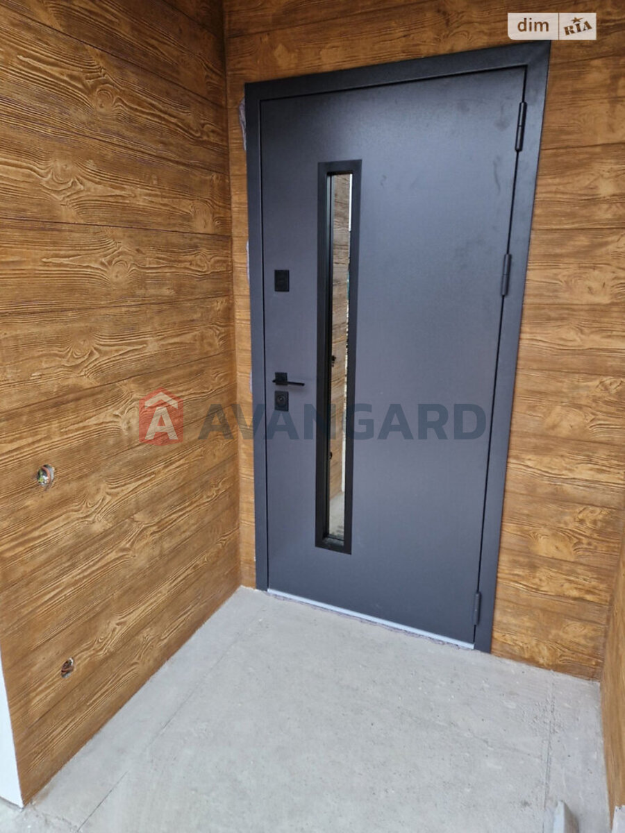 �������, 100 ��.�. ���� 4