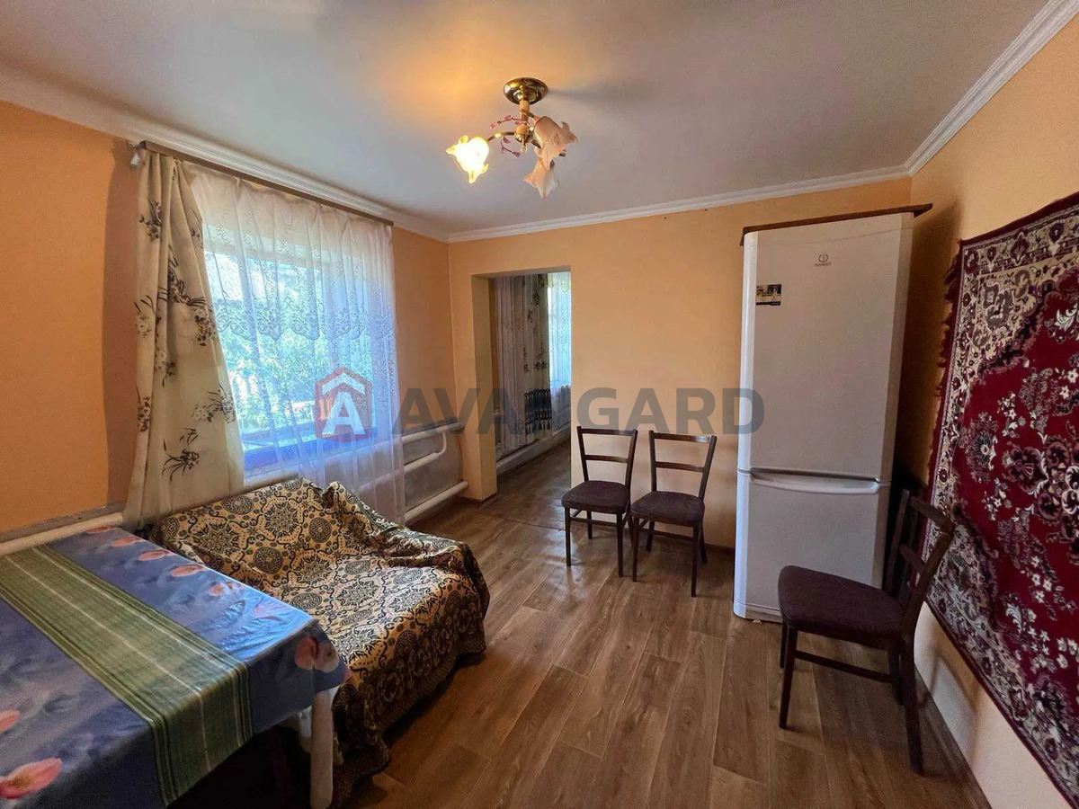 ������� �������, 43 ��.�. ���� 5