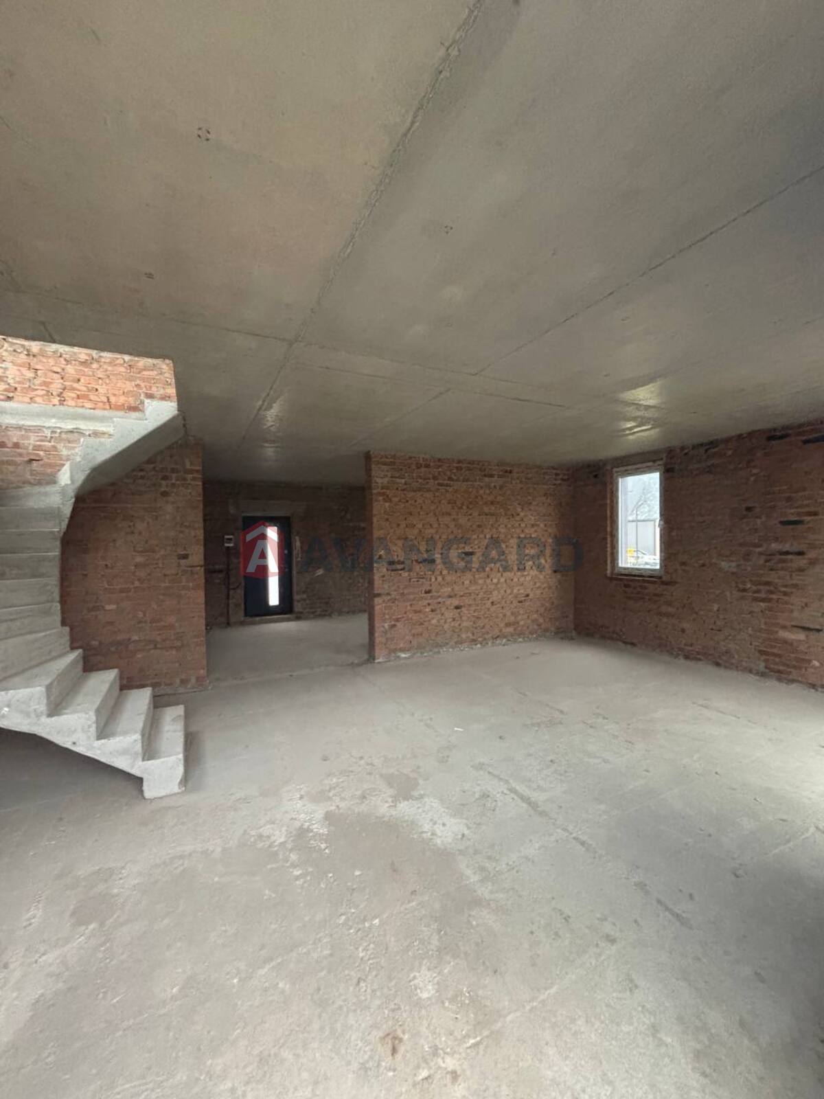 �������, 132 ��.�. ���� 8