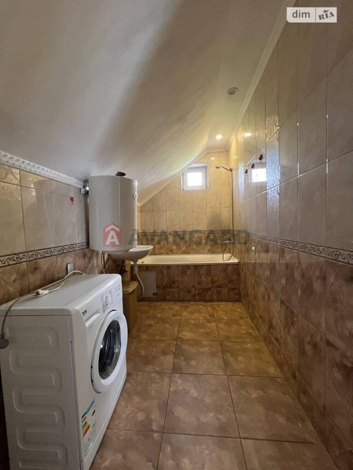 �������, 134 ��.�. ���� 9