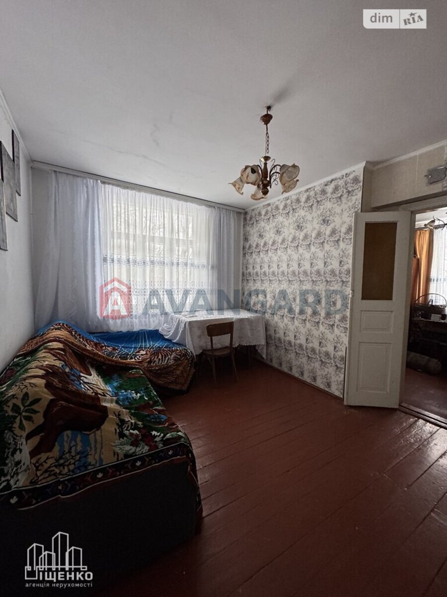 �������, 67 ��.�. ���� 12