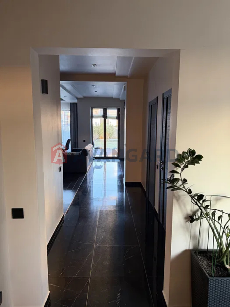 190 ��.�. ���� 3