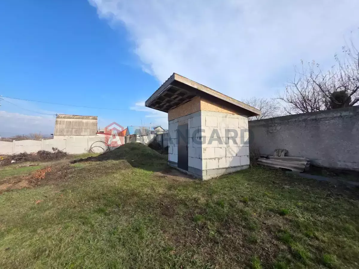 �������, 100 ��.�. ���� 11