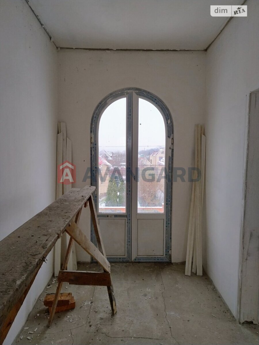 ���, 401 ��.�. ���� 18