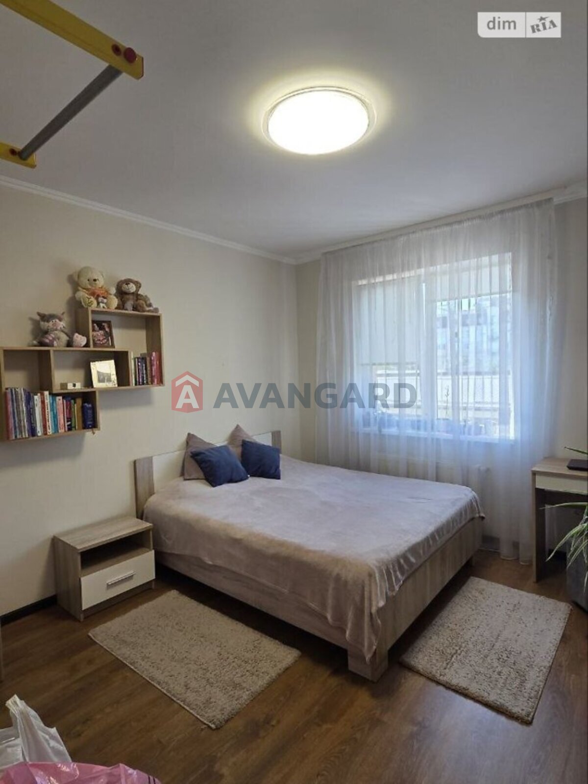 ��������, 75 ��.�. ���� 7