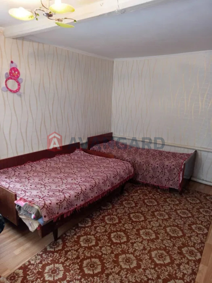 �������, 48 ��.�. ���� 13