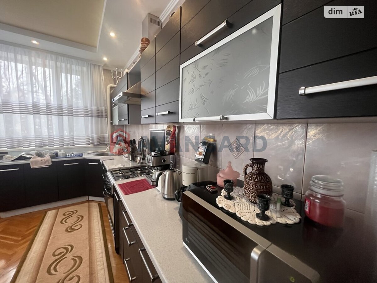 �������, 222 ��.�. ���� 16