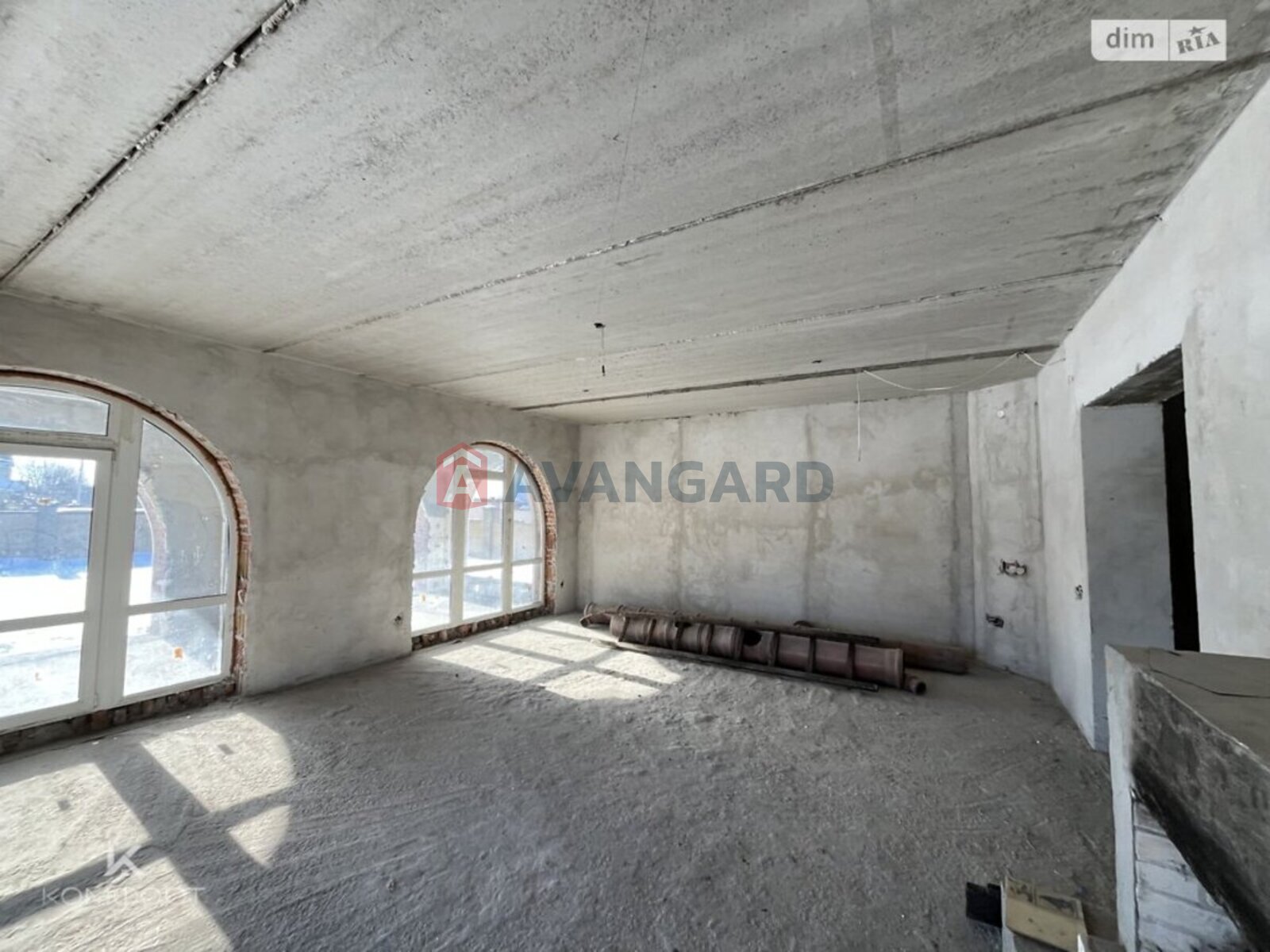 �������, 298 ��.�. ���� 21