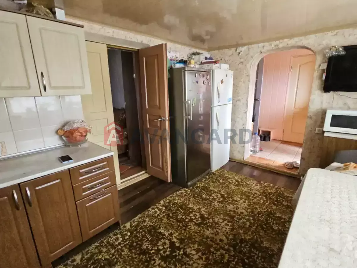 �������, 70 ��.�. ���� 2