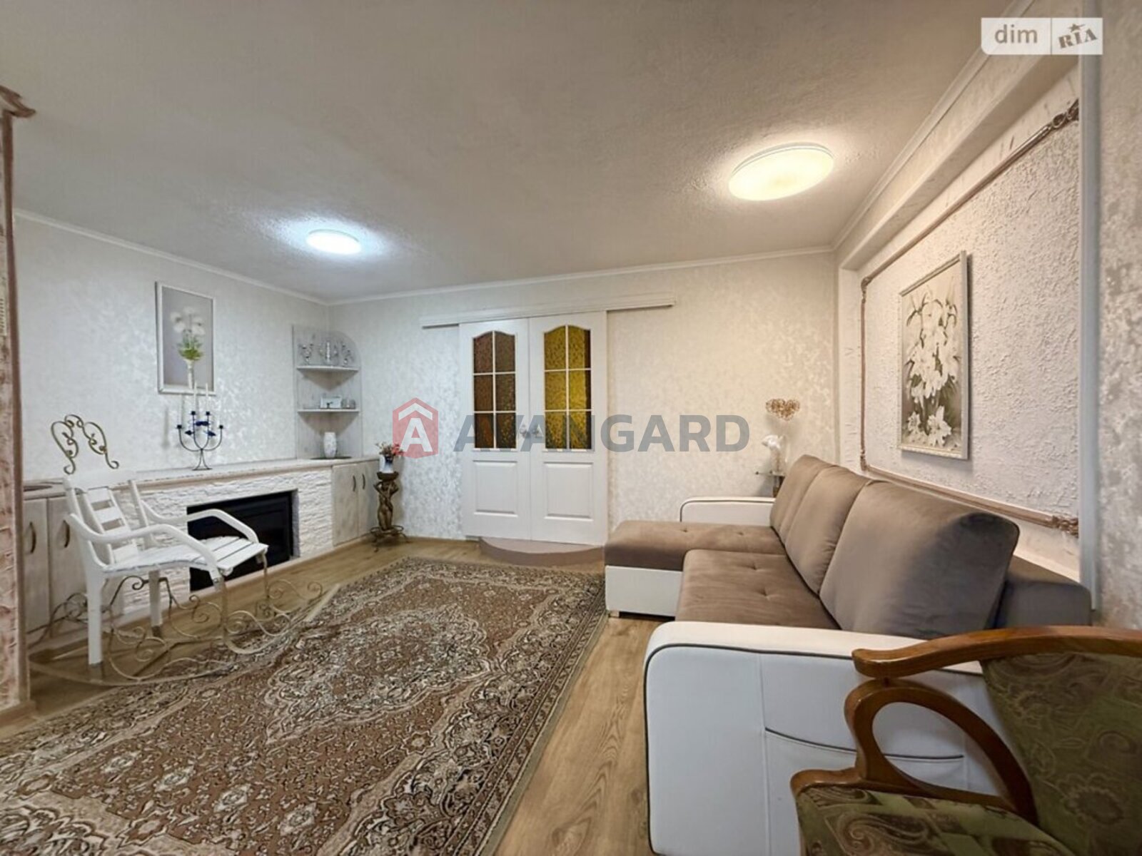 �������, 121 ��.�. ���� 4