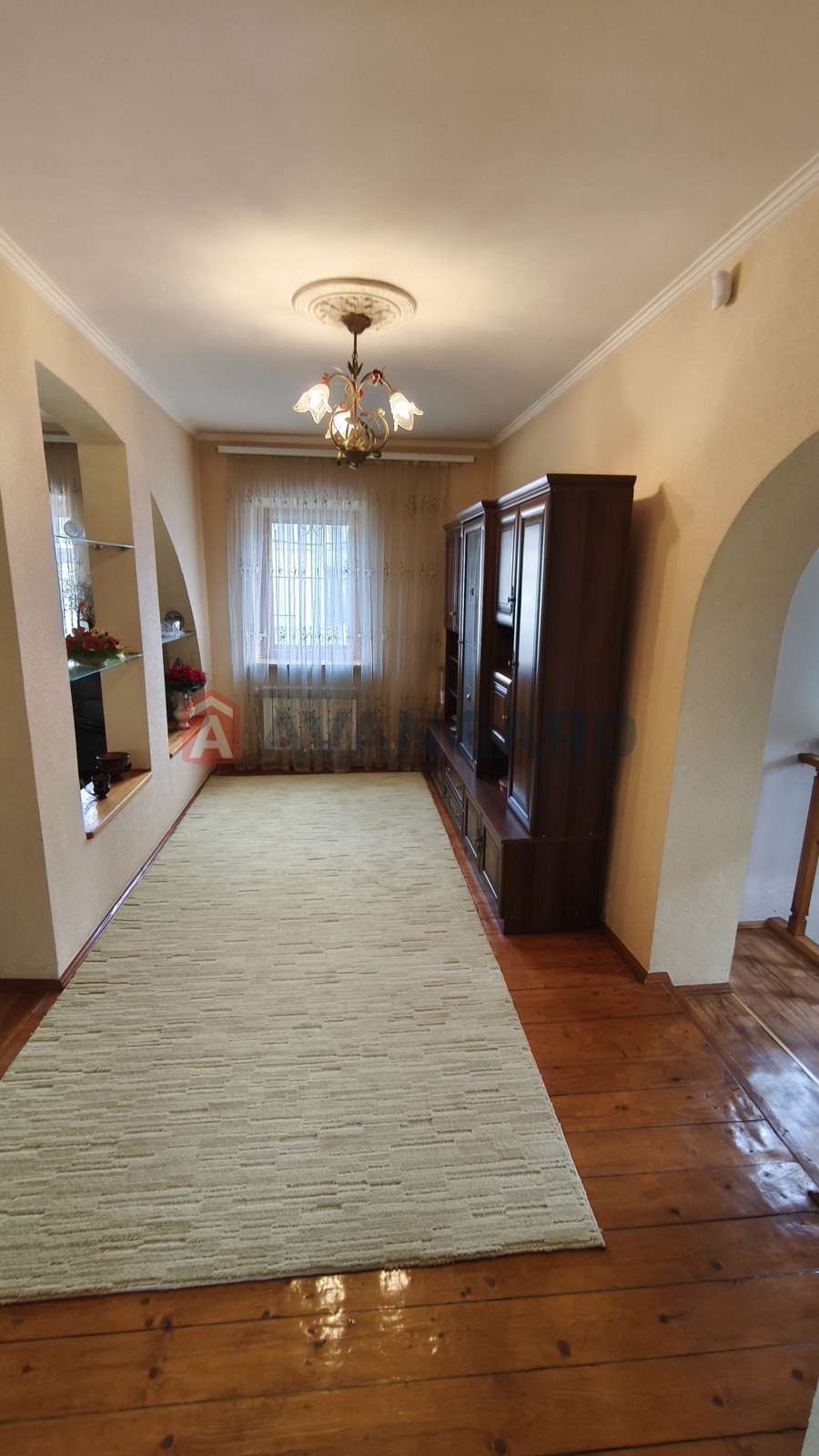 �������, 160 ��.�. ���� 8