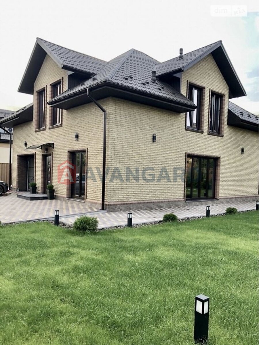 �������, 240 ��.�. ���� 18