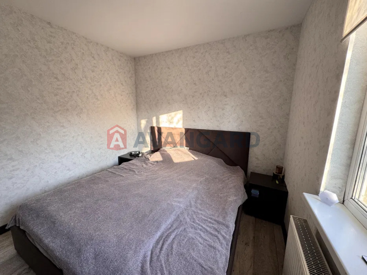 ������� �������, 50 ��.�. ���� 8